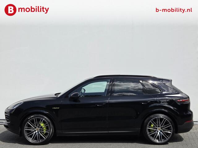 Porsche CAYENNE 3.0 E-Hybrid Sport Chrono Panoramadak Dealer Onderhouden! | Adaptive Cruise Control | LED PDLS | 360 Camera | DAB Audio