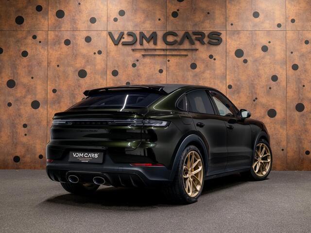 Porsche CAYENNE Coupé 4.0 Turbo E-Hybrid GT | PTS | Stiksel | Burmester | Achterasbest. | Bijrijdersdisp. | 18-weg | PDCC | Nachtzicht |