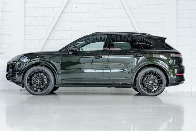 Porsche CAYENNE E-Hybrid l PTS Olivegreen l Sport Design l Bose l Pano l