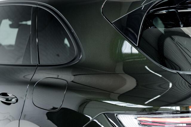 Porsche CAYENNE E-Hybrid l PTS Olivegreen l Sport Design l Bose l Pano l