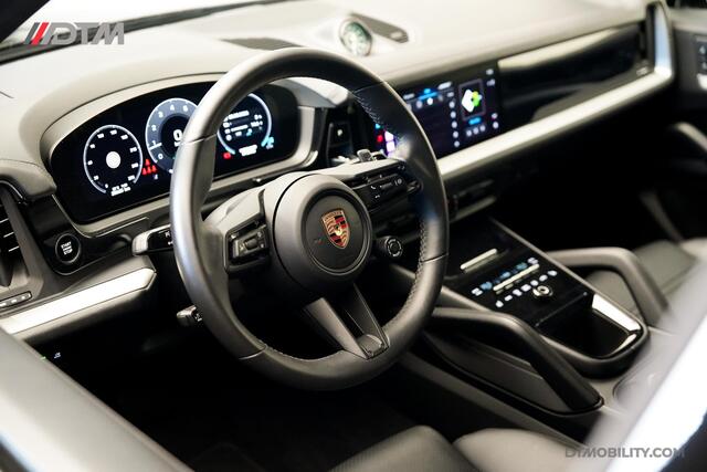 Porsche CAYENNE Coupé 3.0 E-Hybrid Black Edition | Sportdesign | Trekhaak
