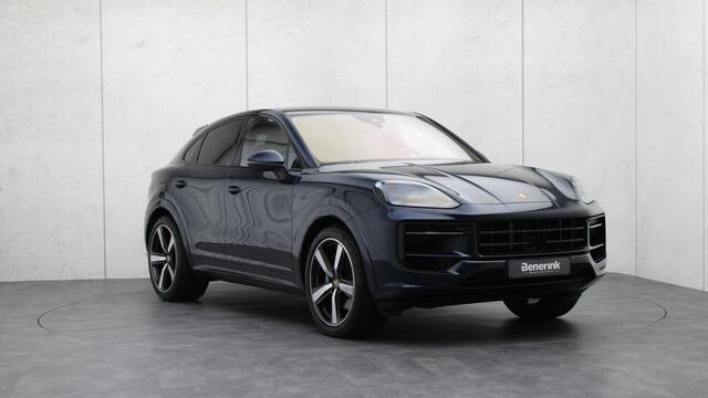 Porsche CAYENNE Coupé 3.0 E-Hybrid SportDesign | Burmester 3D | Head-up | Sportuitlaat | Bijrijdersdisplay | Trekhaak | Achterasbesturing | HD Matrix | Panoramadak