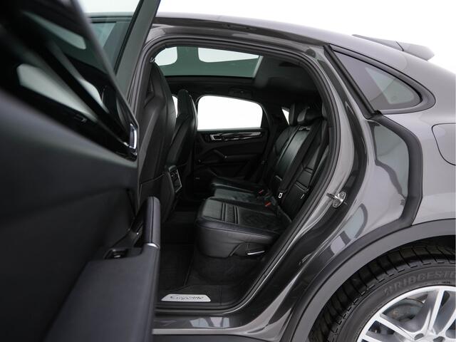 Porsche CAYENNE Coupé 3.0 E-Hybrid (Plug-in) (INCL.BTW) Aut. *PANO | LEATHER | FULL-LED | SPORT-CHRONO | TOP-VIEW | ADAPTIVE-CRUISE | BOSE-SOUND | DAB+ | NAVI-FULLMAP | COMFORT-SEATS | SHIFT-PADDLES | KEYLESS | ECC | PDC | 20''ALU*