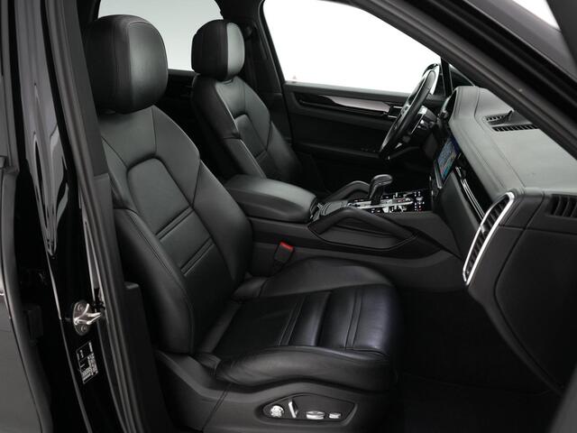 Porsche CAYENNE S 2.9 440pk |pano|sport chrono|stoelverwarming voor & achter|memory|PASM|carplay|achteruitrijcamera|elek. achterklep|