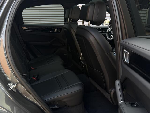 Porsche CAYENNE Coupé 3.0 E-Hybrid I PHEV I Sport-Design Pakket I Pano.dak I Carplay I 42000 km