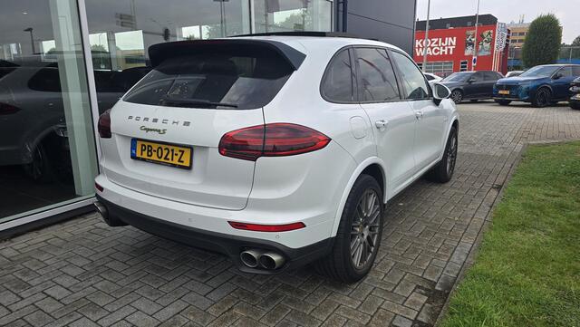Porsche CAYENNE 3.0 S E-Hybrid Platinum Edition |NAP|1e eigenaar|SportChrono|Pano|Memory