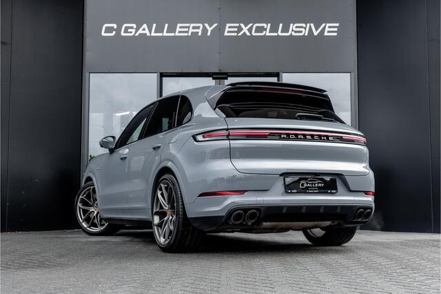 Porsche CAYENNE 4.0 Turbo E-Hybrid - Sport Chrono + | Panorama | Bose | Stoelkoeling | Luchtvering