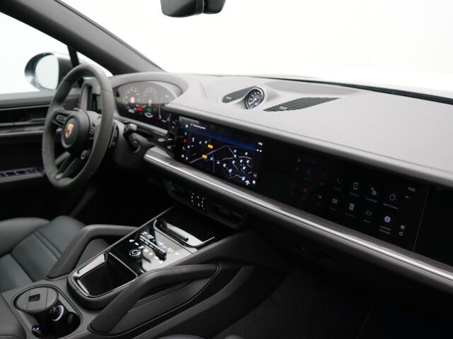 Porsche CAYENNE Coupé 3.0 E-Hybrid PHEV | MY 2024 Facelift | Trekhaak Af Fabriek | Panodak | Luchtvering | Sportuitlaat | PDLS+ | Sport Chrono | InnoDrive Adaptive Cruise | SportDesign | Head up | Soft Close | 22"L.M | 360 Camera | Plug In Hybrid |