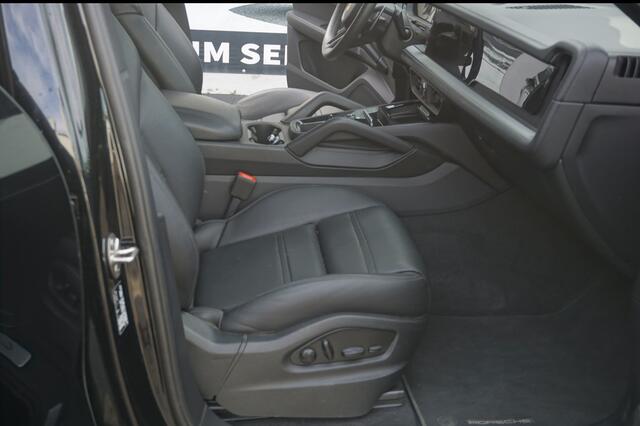 Porsche CAYENNE 3.0 S E-Hybrid (519pk) ** Panodak ** InnoDrive ** Trekhaak ** HUD ** PDLS+ ** 4-wielsturing ** BOSE ** Surround View