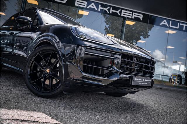 Porsche CAYENNE 3.0 S E-Hybrid (519pk) ** Panodak ** InnoDrive ** Trekhaak ** HUD ** PDLS+ ** 4-wielsturing ** BOSE ** Surround View