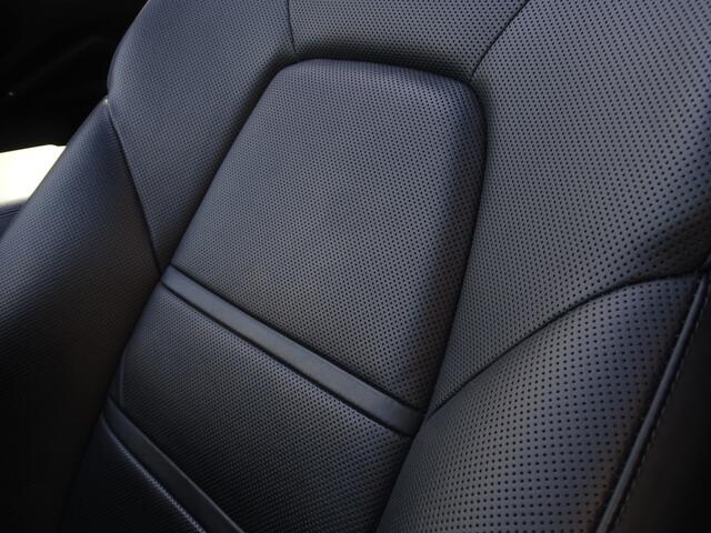 Porsche CAYENNE 3.0 E-Hybrid 462PK / sportDesign / softclose / Bose / BTW / 360°