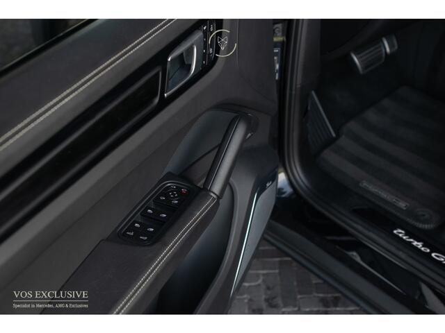 Porsche CAYENNE Coupé 4.0 Turbo GT Carbon|Manufaktur|Ceramic|Burmester 3D|Stoelventilatie|18-voudig|Innodrive|Softclose|360°|Keyless|HUD|Approved t/m 06-08-2027|New service