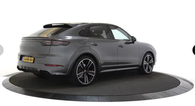 Porsche CAYENNE Coupé 3.0 E-Hybrid