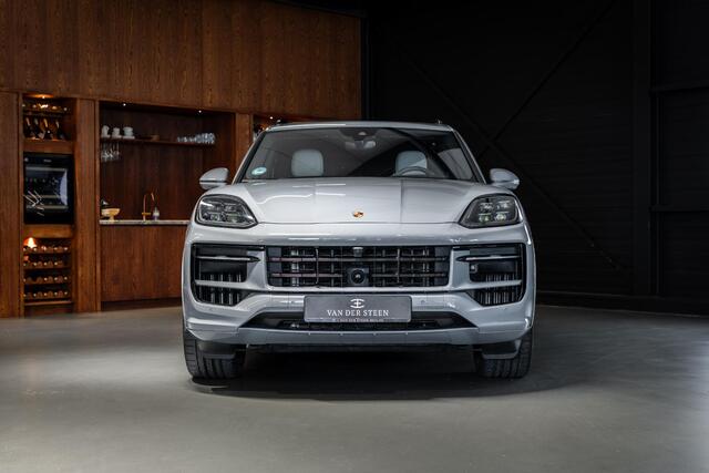 Porsche CAYENNE 3.0 E-Hybrid Black Edition Achterasbesturing | Stoelventilatie V+A | Passenger Display | Race-Tex