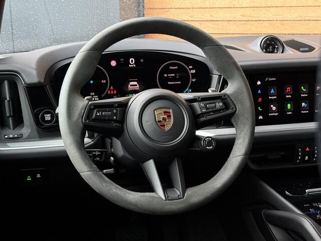 Porsche CAYENNE 3.0 E-Hybrid Black Edition MASSAGE|PASSENGER-DISPLAY|SPORTUITLAAT|TREKHAAK|PANO|BOSE
