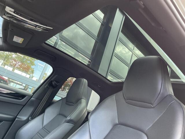 Porsche CAYENNE Coupé 3.0 E-Hybrid | Panoramadak | Bose | Luchtvering |