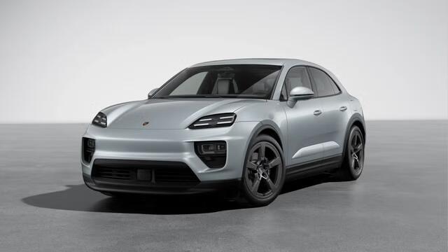 Porsche MACAN 4
