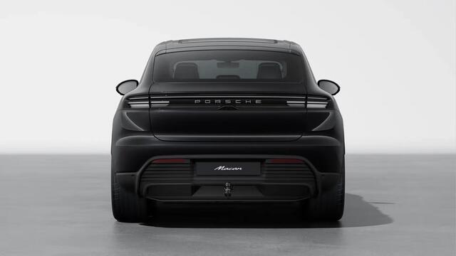 Porsche MACAN 4