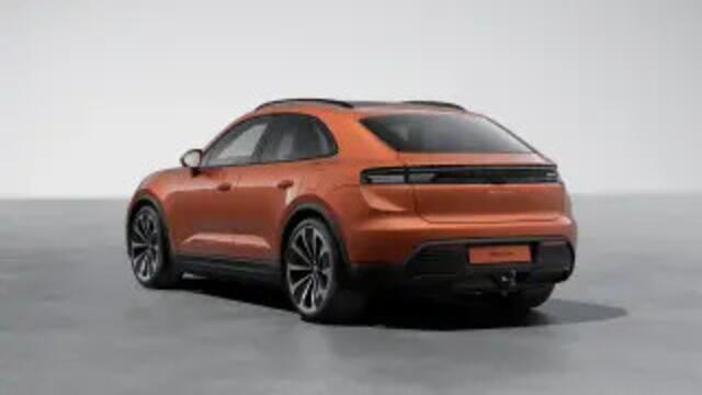 Porsche MACAN 4