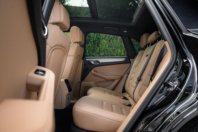 Porsche MACAN GTS 360pk | BiColor Leder | Camera | LED | CarPlay
