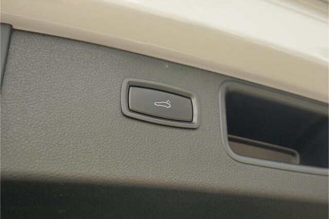 Porsche MACAN 2.0 Sport Design & Chrono Pano Luchtvering Bose Sportuitlaat