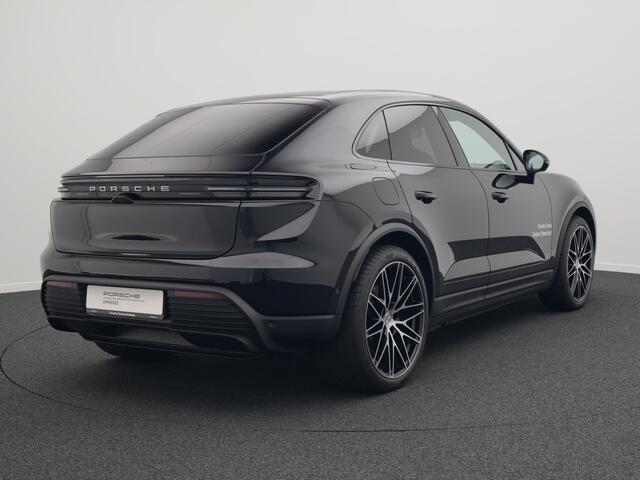 Porsche MACAN 4