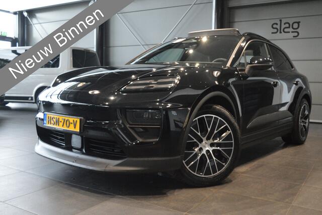 Porsche MACAN 4 100 kWh navi pano cruise camera sport chrono 20 inch !!