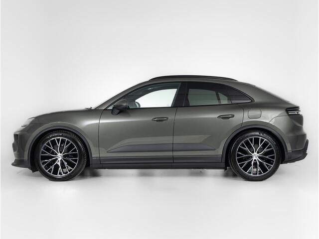 Porsche MACAN 4