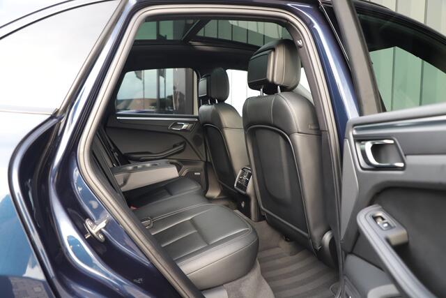 Porsche MACAN 2.0 | 252PK | Luchtvering (PASM) | Pano | 14-Weg Comfortstoelen | Memory | Bose | Matrix-led | Stoelverw. | Trekhaak | Dealer onderh. | NL-Auto | 2018.