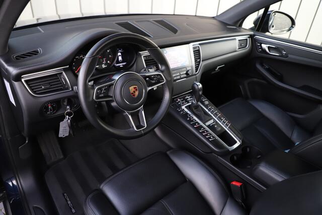 Porsche MACAN 2.0 | 252PK | Luchtvering (PASM) | Pano | 14-Weg Comfortstoelen | Memory | Bose | Matrix-led | Stoelverw. | Trekhaak | Dealer onderh. | NL-Auto | 2018.