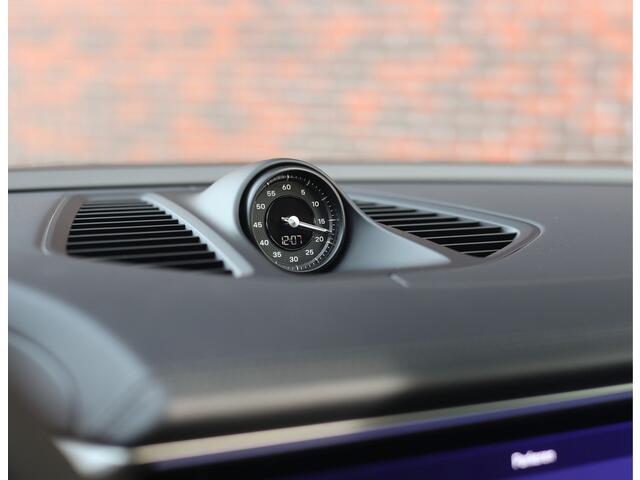 Porsche MACAN 4 100 kWh | Pano - BOSE - Chrono