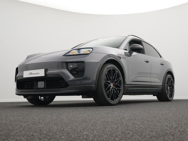 Porsche MACAN 4
