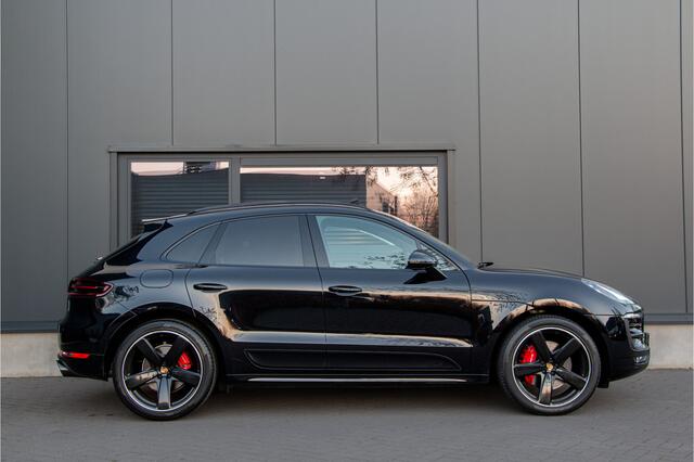 Porsche MACAN 3.0 GTS 360PK NL Auto | Luchtvering PASM | Pano | Sportuitlaat | Lederpack | Alcantara Hemel | Sportchrono | Led | Stoelverwarming | Sport Chrono | Stuurverwarming | Bose Sound | PDLS+ | Kane Assist | Sportstoelen GTS | 360PK | Camera | 21" | V6 |Cruise C