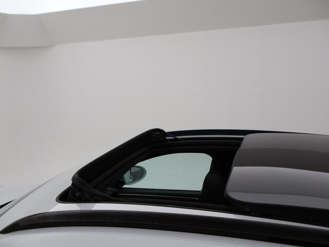 Porsche MACAN 2.0 AUT. FACELIFT MODEL + PANORAMA | LUCHTVERING | 21 INCH | STOELVERW. V+A | CARRERAWIT METALLIC