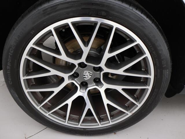 Porsche MACAN 2.0 AUT. FACELIFT MODEL + PANORAMA | LUCHTVERING | 21 INCH | STOELVERW. V+A | CARRERAWIT METALLIC