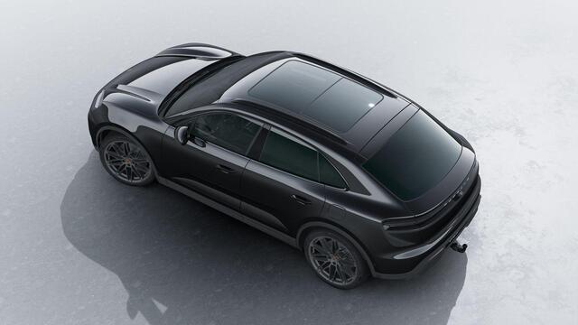Porsche MACAN 4