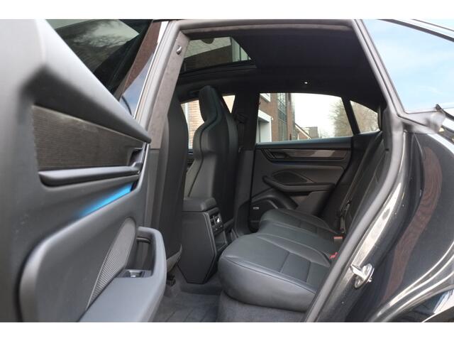 Porsche MACAN Turbo 100 kWh Panoramadak, ACC, 360° Camera