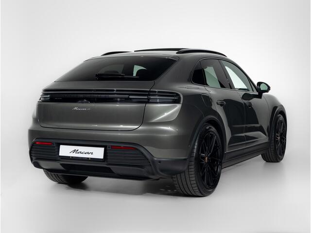 Porsche MACAN 4