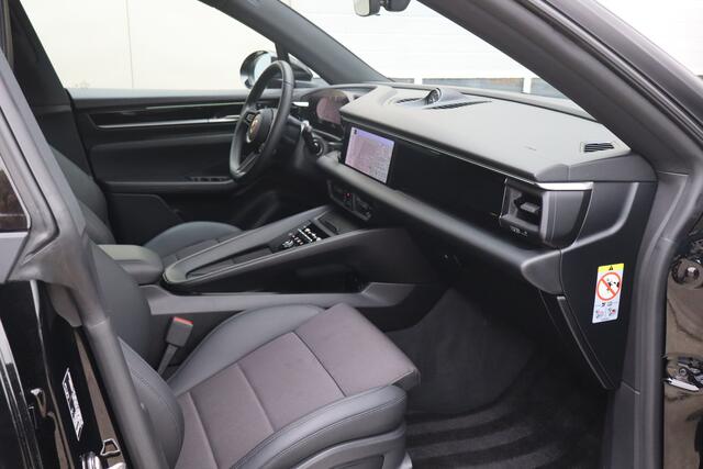 Porsche MACAN 4 100 kWh Sport Chrono I Elek.Stuur I 22' LM-velgen