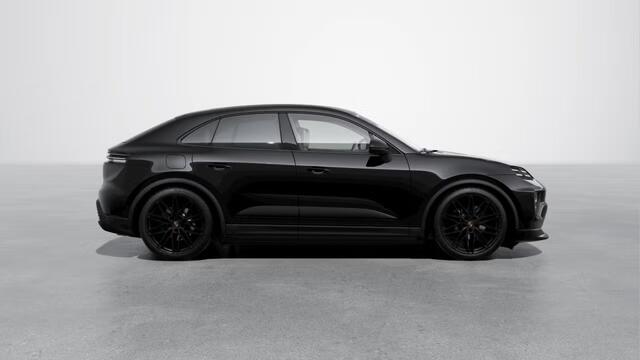 Porsche MACAN 4