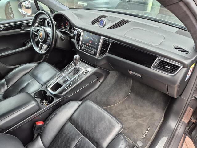 Porsche MACAN 3.6 Turbo Performance Package | Target Blue Eye | RVS uitlaat | Elc trekhaak