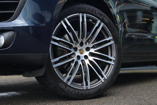 Porsche MACAN 2.0 / Sportuitlaat / Pano / Luchtvering