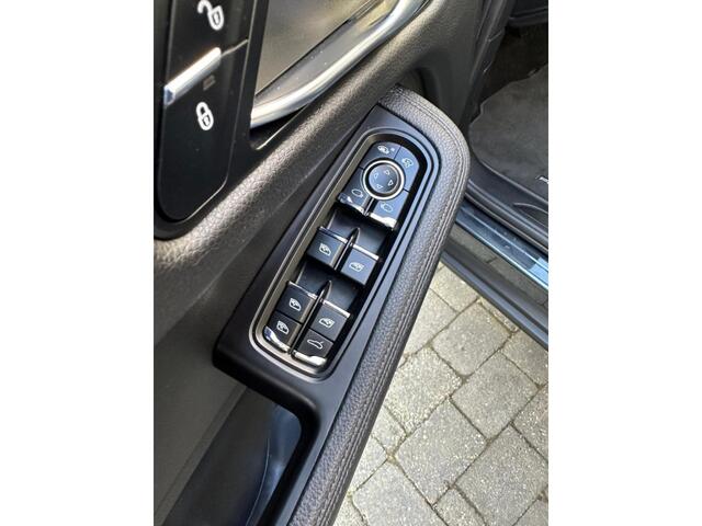 Porsche MACAN 2.0 Automaat