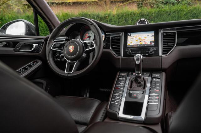 Porsche MACAN 3.6 Turbo Performance Package 440pk | ACC | 360gr. | LED