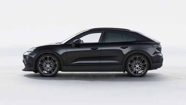 Porsche MACAN 4