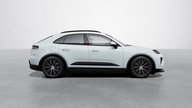 Porsche MACAN 4