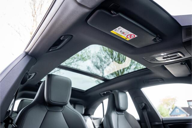 Porsche MACAN 100 kWh ** Panodak ** 22inch ** BOSE ** Rijbereik 588km (WLTP) NL-auto ** NAP!!