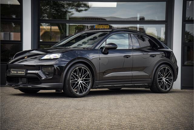 Porsche MACAN 4 100 kWh l luchtvering l Pano l Matrix Led