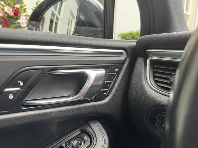 Porsche MACAN 2.0, Pano, CarPlay