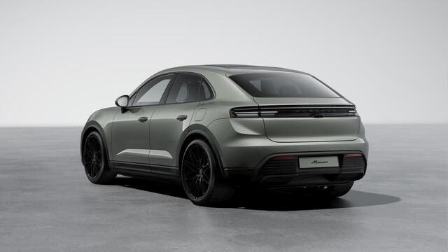 Porsche MACAN 4